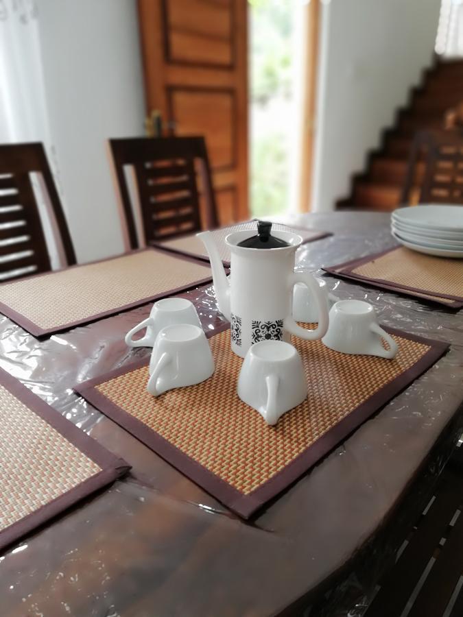 Air Port 5 Minutes Super Clean Upul Bed and Breakfast Negombo Eksteriør billede